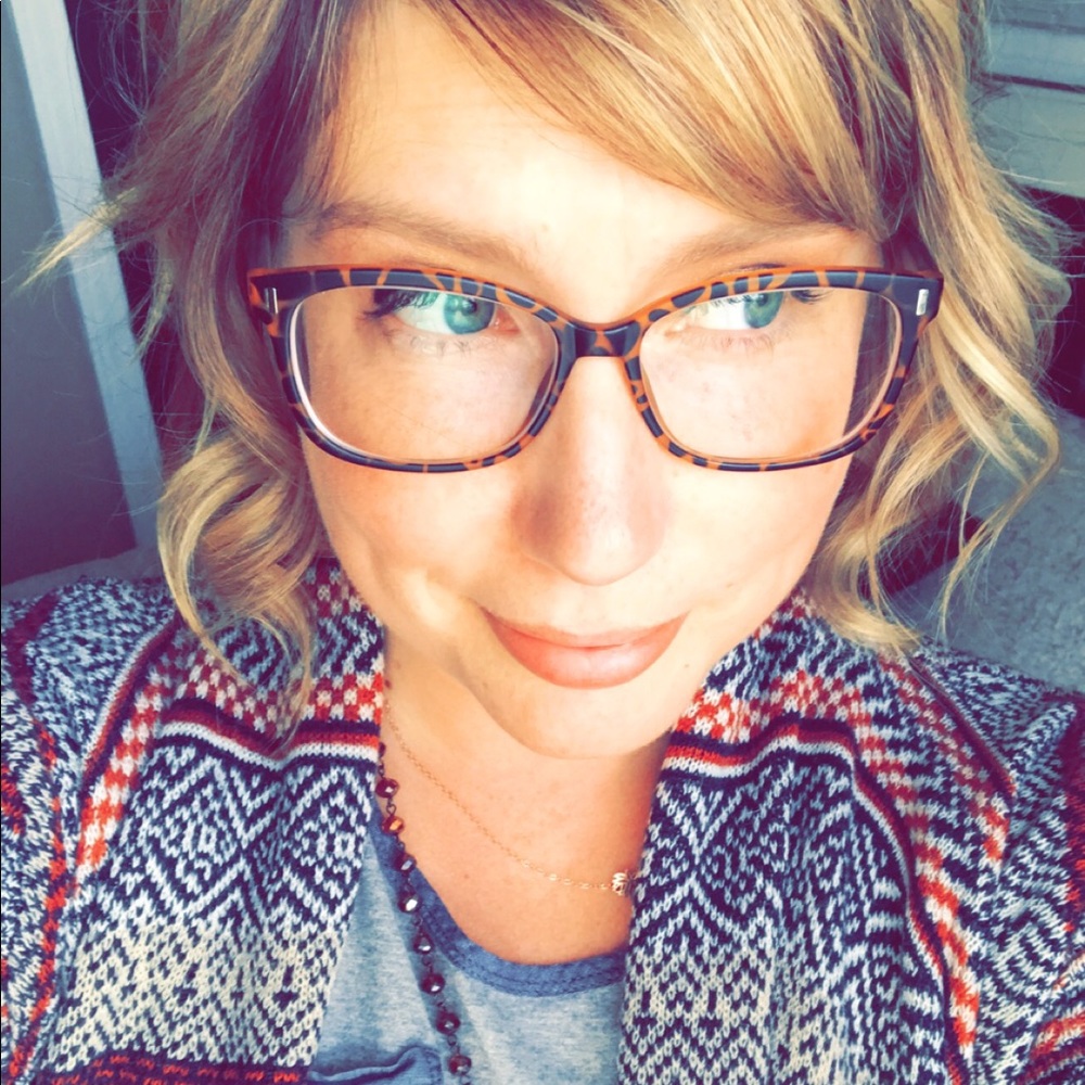 Meet your Posher, Kay